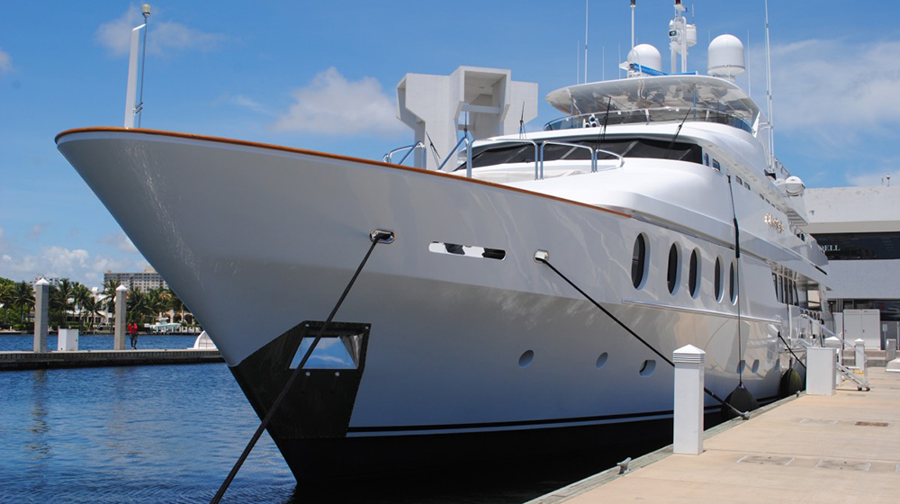 How expensive is it to charter a luxury yacht?