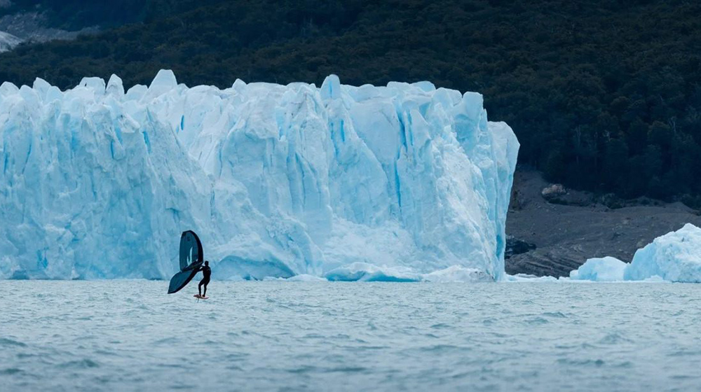 First person to foil the Perito Moreno Glacier had a reason
