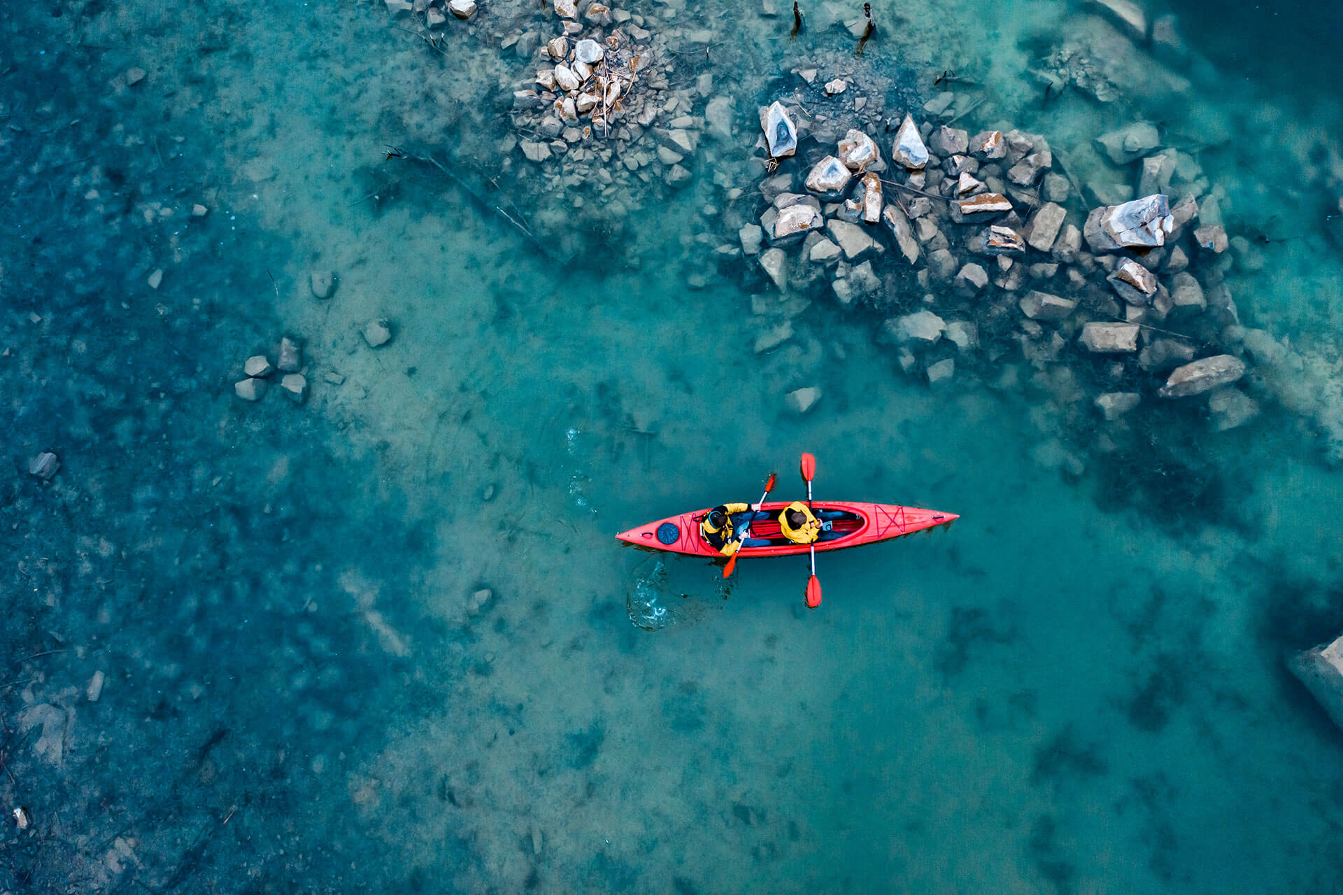 Difference between Kayak and Canoe