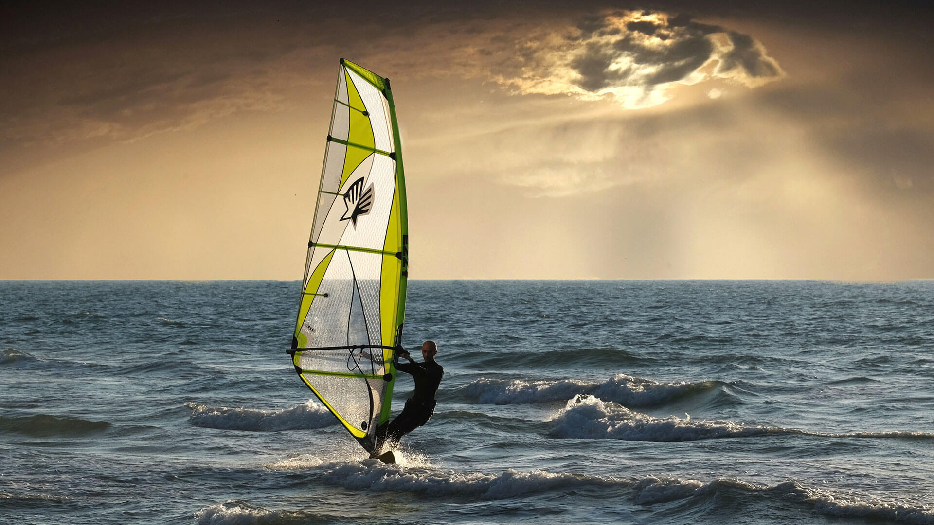 Windsurf vs Kitesurf