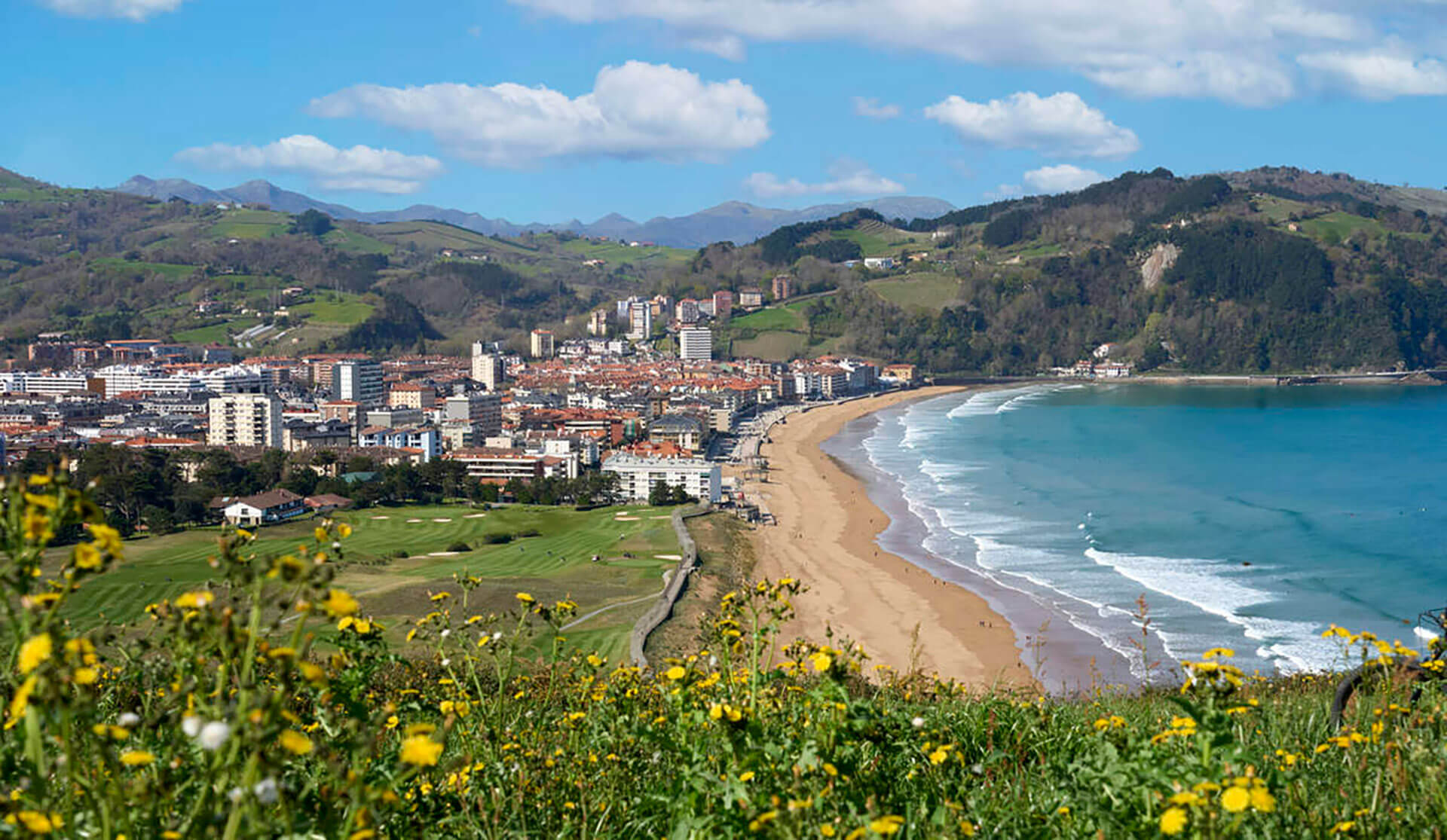 Surfear en el País Vasco: Explorando las Mejores Playas