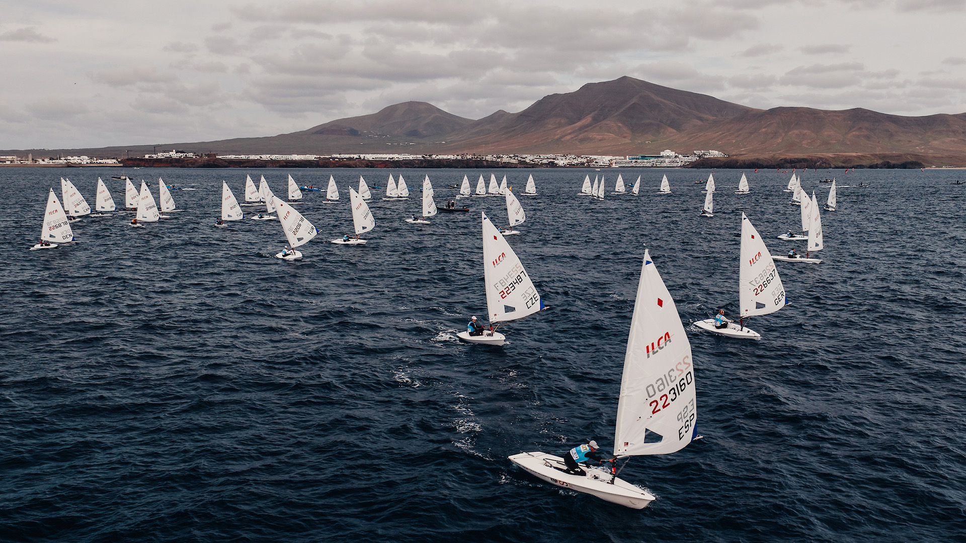 El Campeonato Mundial Juvenil de Vela 2026 decide el título en Lanzarote